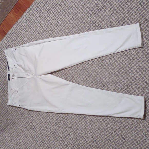 Banana Republic white jeans - Picture 2 of 3